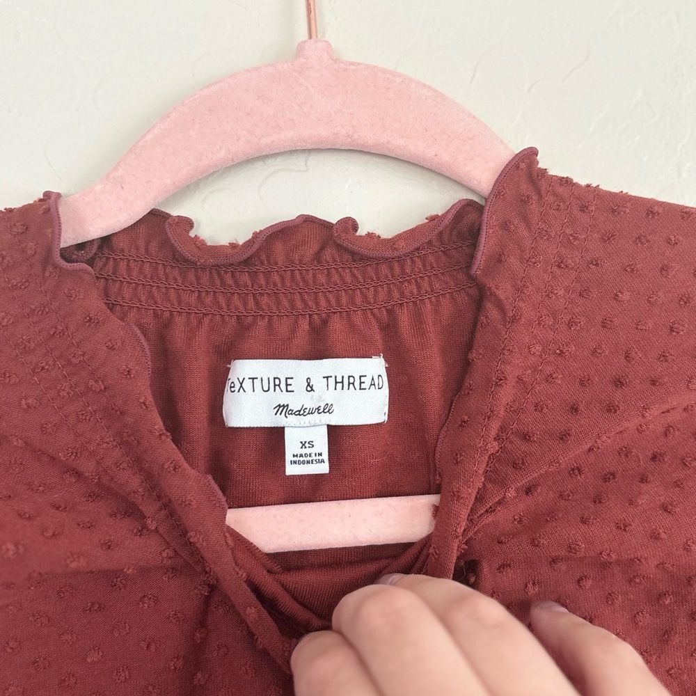 Madewell Texture and Thread Clipdot Ruffle Top Extra Small - Picture 4 of 8